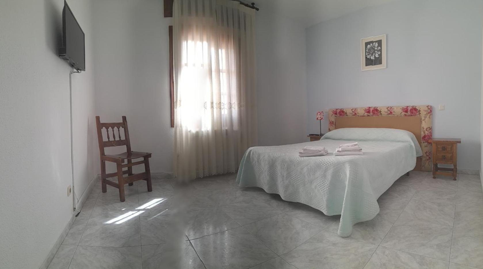 Hostal Restaurante Villa De Sepúlveda エクステリア 写真